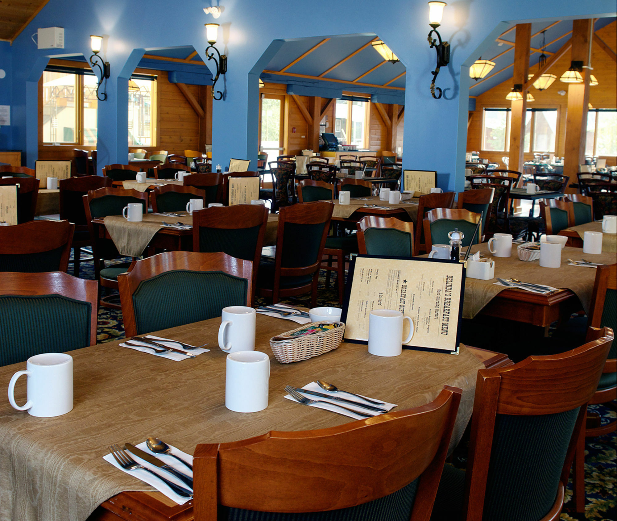 Westmark Inn Dawson City Exterior foto